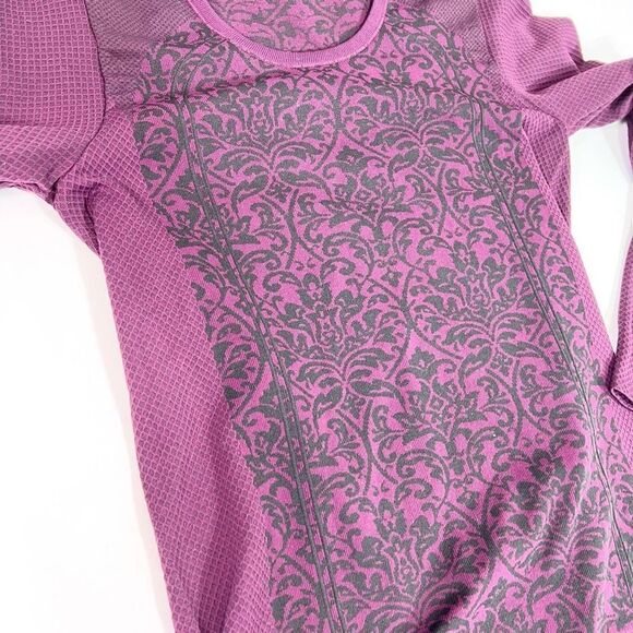 Fabletics Shirt Womens Medium Oula Second Skin Long Sleeve Workout Fitness Top - Picture 7 of 10